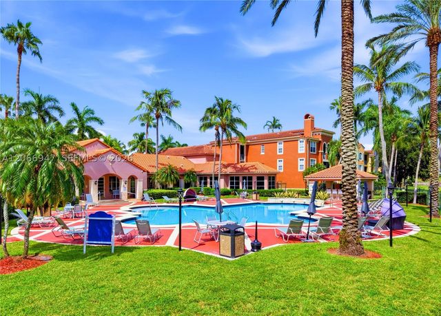 11710 Saint Andrews Pl 202, Wellington, FL 33414