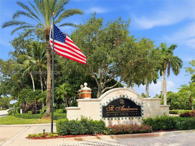 11710 Saint Andrews Pl 202, Wellington, FL 33414