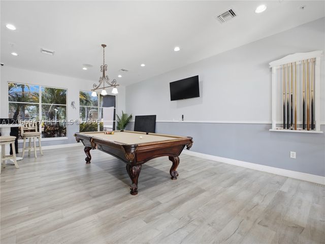 11710 Saint Andrews Pl 202, Wellington, FL 33414