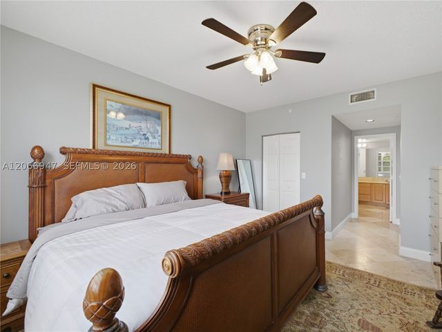 11710 Saint Andrews Pl 202, Wellington, FL 33414