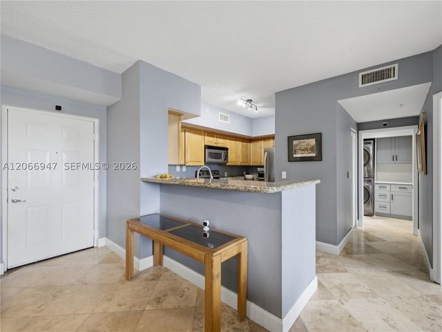 11710 Saint Andrews Pl 202, Wellington, FL 33414