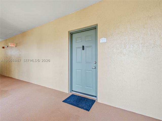 11710 Saint Andrews Pl 202, Wellington, FL 33414