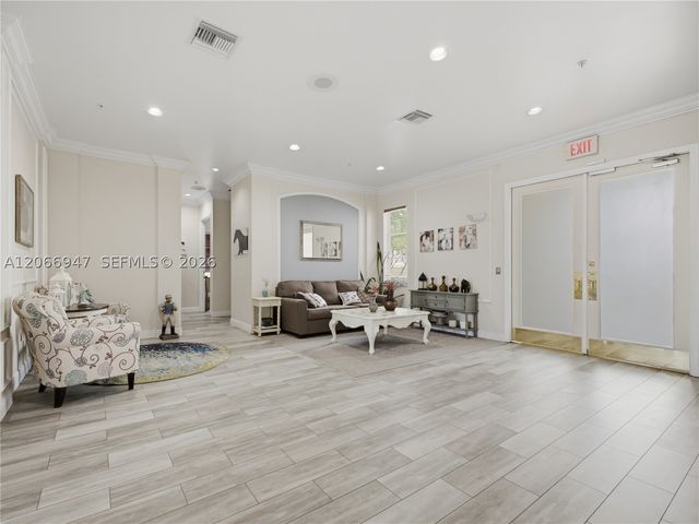 11710 Saint Andrews Pl 202, Wellington, FL 33414