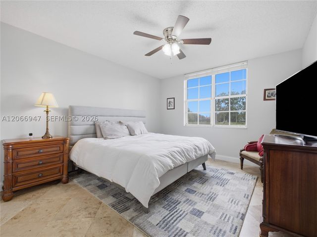 11710 Saint Andrews Pl 202, Wellington, FL 33414