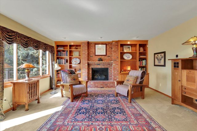 6824 S Highland Park Dr, Spokane, WA 99223