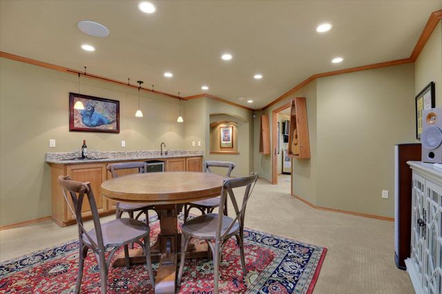 6824 S Highland Park Dr, Spokane, WA 99223