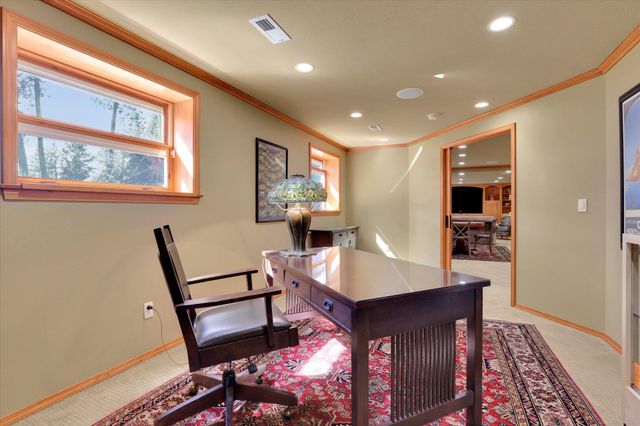 6824 S Highland Park Dr, Spokane, WA 99223