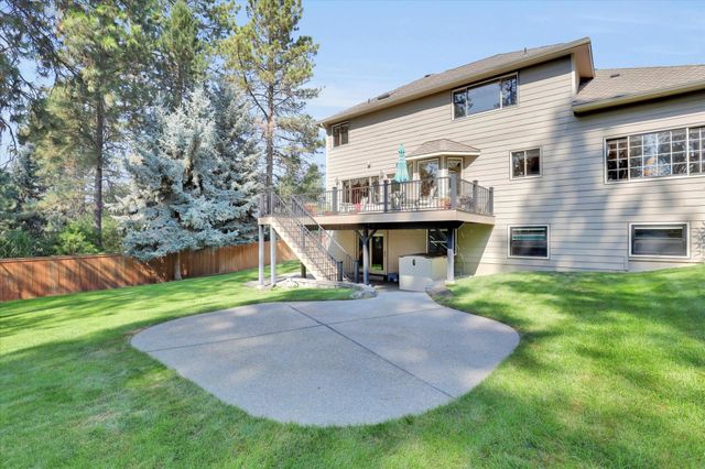 6824 S Highland Park Dr, Spokane, WA 99223