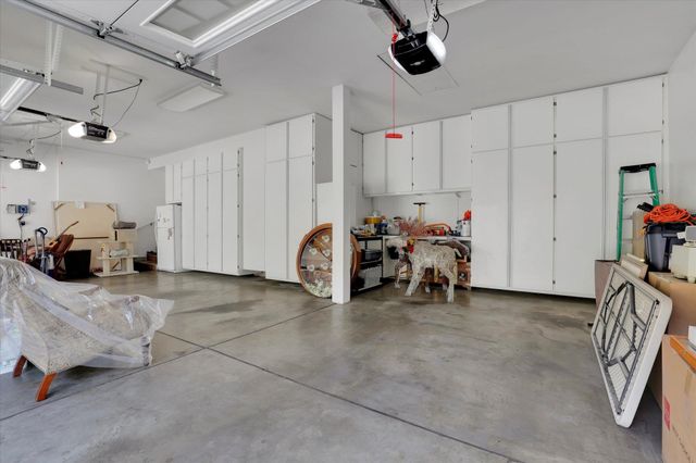 6824 S Highland Park Dr, Spokane, WA 99223