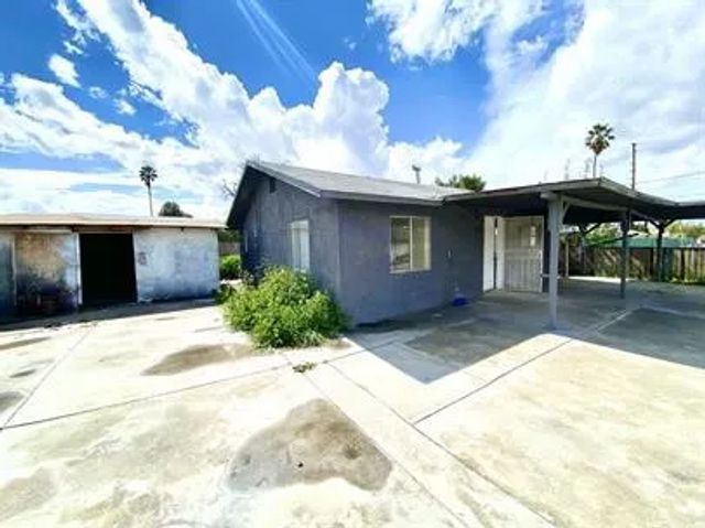 8035 Tippecanoe, San Bernardino, CA 92410