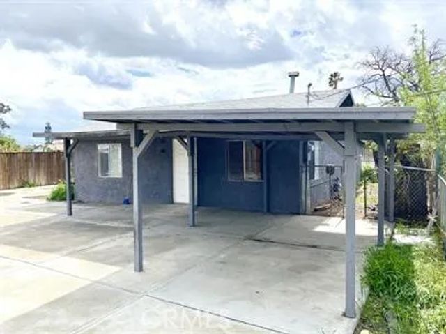 8035 Tippecanoe, San Bernardino, CA 92410