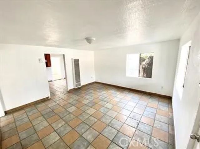 8035 Tippecanoe, San Bernardino, CA 92410