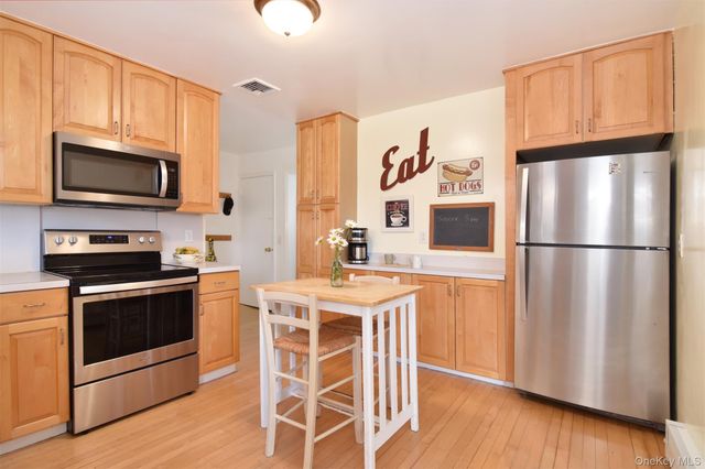 129 Hilldale Road, Dobbs Ferry, NY 10522