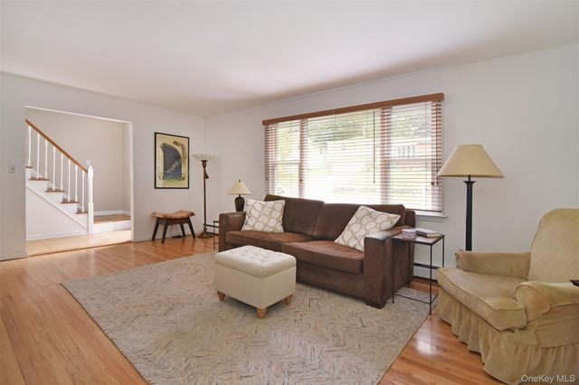 129 Hilldale Road, Dobbs Ferry, NY 10522