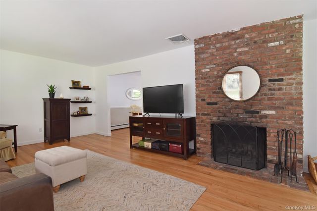 129 Hilldale Road, Dobbs Ferry, NY 10522