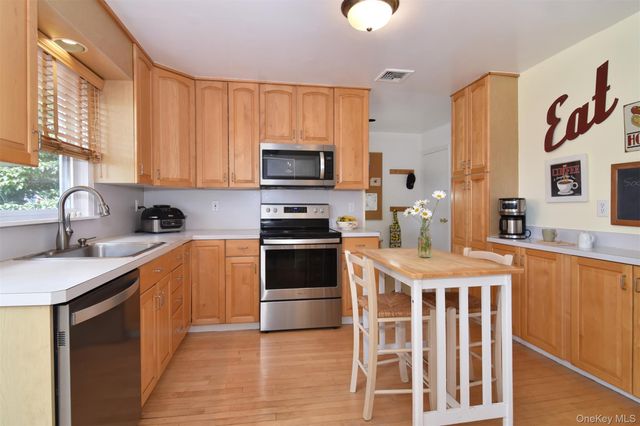 129 Hilldale Road, Dobbs Ferry, NY 10522