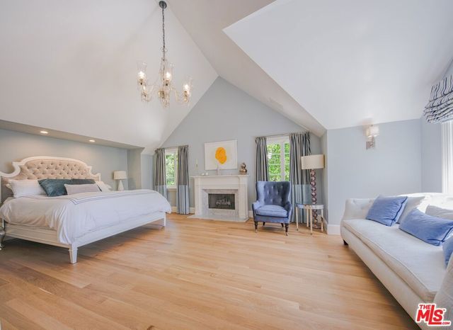 744 San Lorenzo Street, Santa Monica, CA 90402
