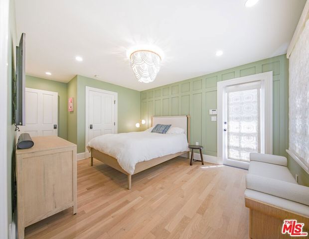 744 San Lorenzo Street, Santa Monica, CA 90402