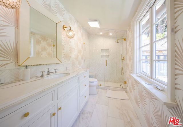 744 San Lorenzo Street, Santa Monica, CA 90402