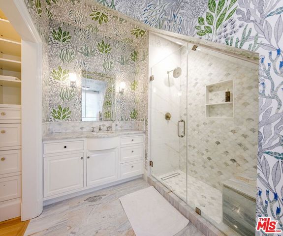 744 San Lorenzo Street, Santa Monica, CA 90402
