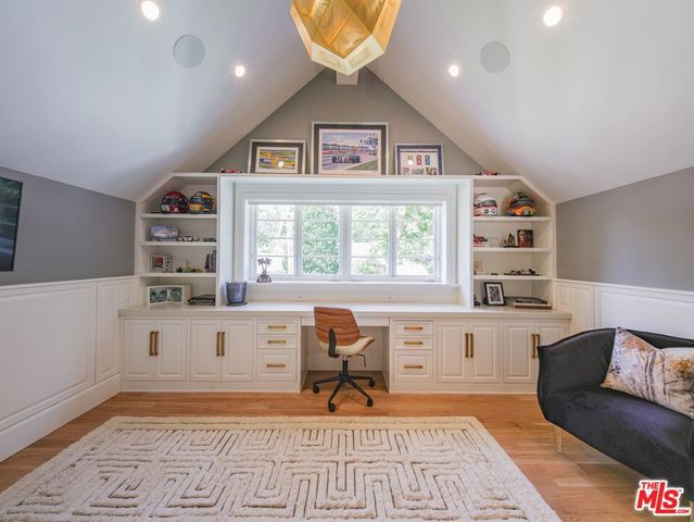 744 San Lorenzo Street, Santa Monica, CA 90402