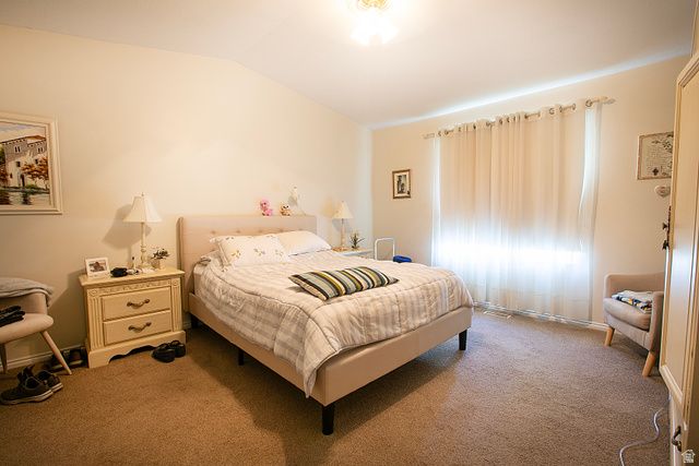 1068 E 5675 S, South Ogden, UT 84405