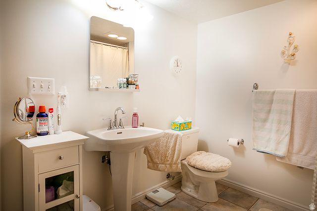 1068 E 5675 S, South Ogden, UT 84405