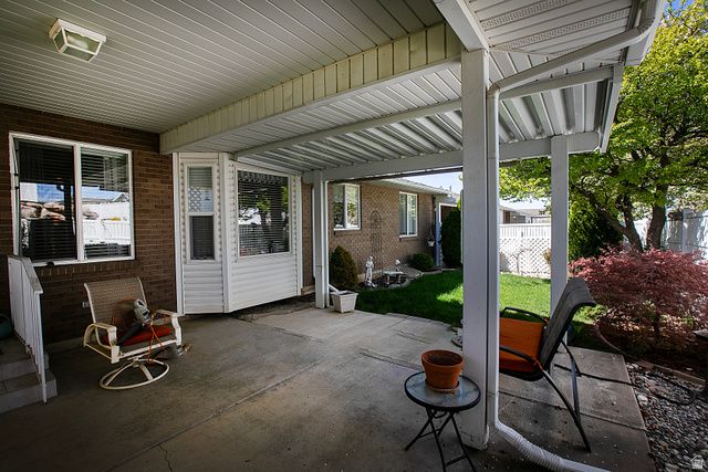 1068 E 5675 S, South Ogden, UT 84405