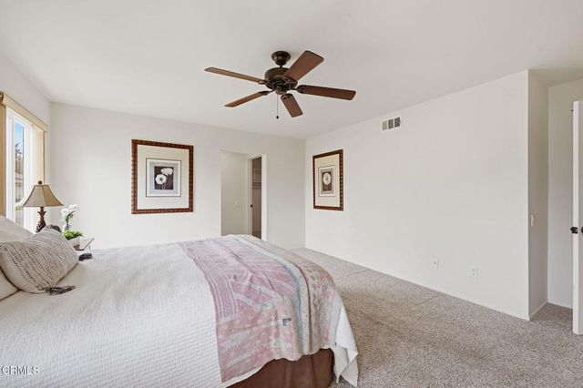 42110 Village 42, Camarillo, CA 93012