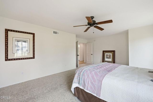 42110 Village 42, Camarillo, CA 93012