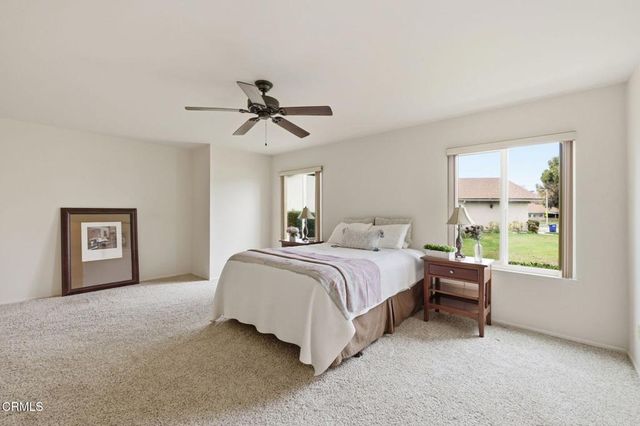 42110 Village 42, Camarillo, CA 93012