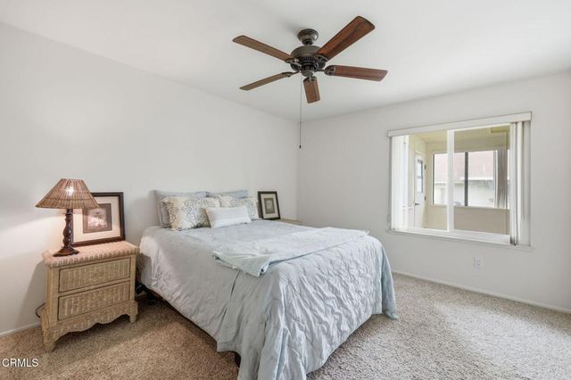 42110 Village 42, Camarillo, CA 93012