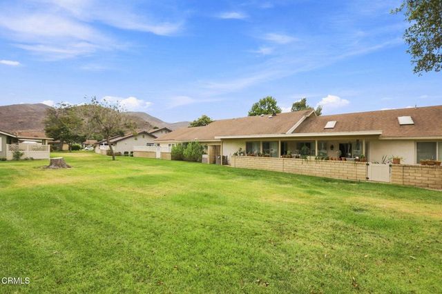 42110 Village 42, Camarillo, CA 93012