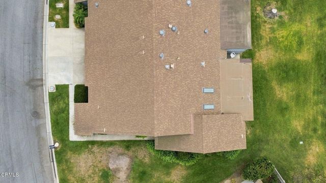 42110 Village 42, Camarillo, CA 93012