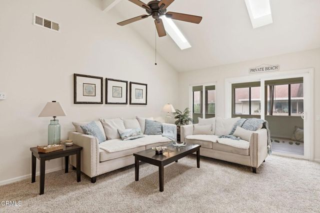 42110 Village 42, Camarillo, CA 93012
