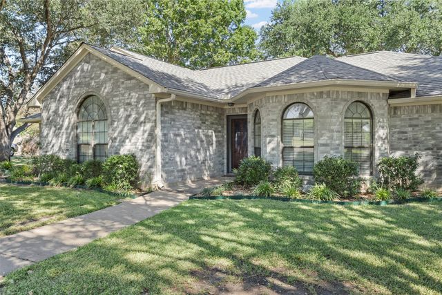 503 Dal Paso Drive, Robinson, TX 76706