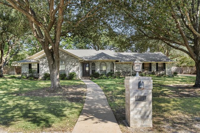 503 Dal Paso Drive, Robinson, TX 76706
