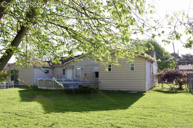1930 Chelan Street, Flint, MI 48503