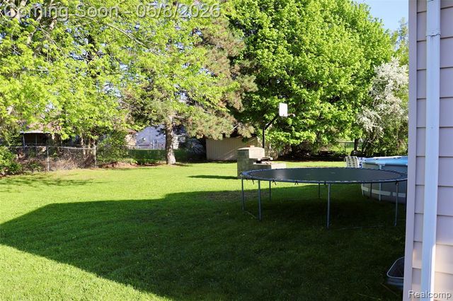 1930 Chelan Street, Flint, MI 48503