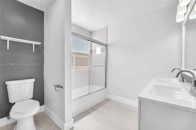 4654 NW 97th Pl 245, Doral, FL 33178