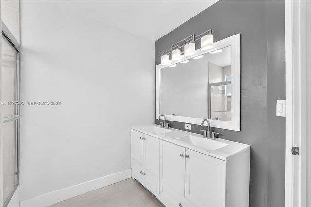 4654 NW 97th Pl 245, Doral, FL 33178