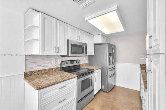 4654 NW 97th Pl 245, Doral, FL 33178