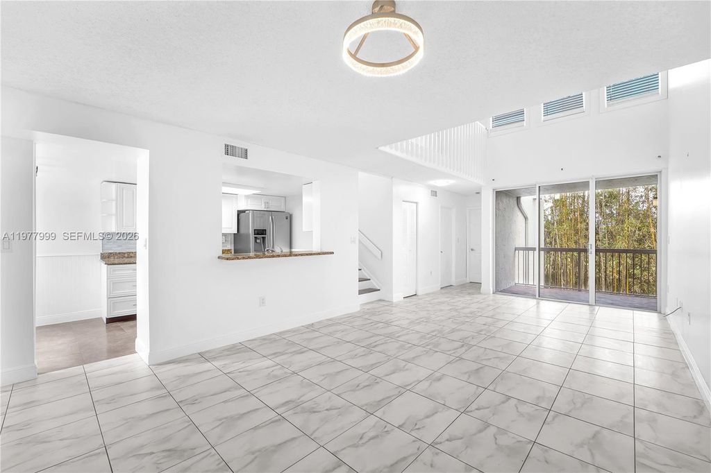 4654 NW 97th Pl 245, Doral, FL 33178