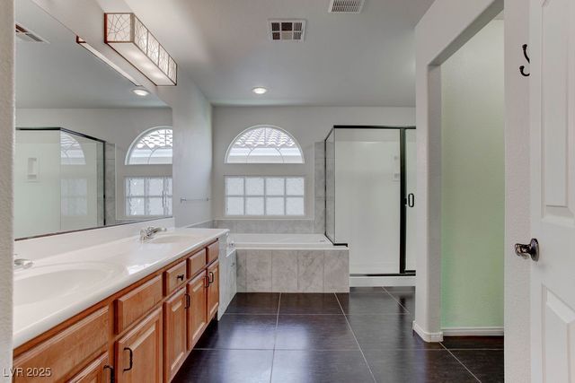 1132 Bearpaw Catch Court, Henderson, NV 89052