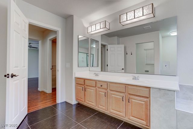 1132 Bearpaw Catch Court, Henderson, NV 89052