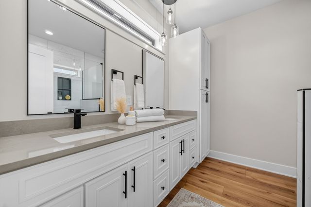 260 NW Copperleaf Court, Waukee, IA 50263