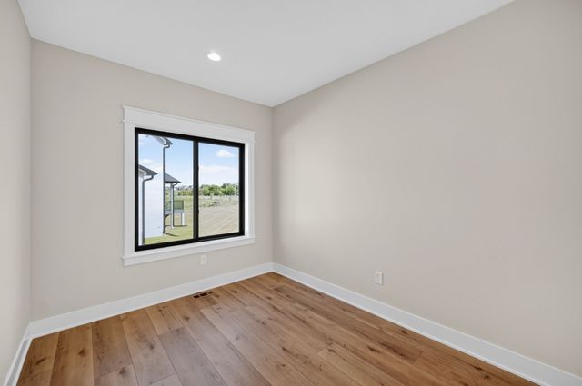 260 NW Copperleaf Court, Waukee, IA 50263