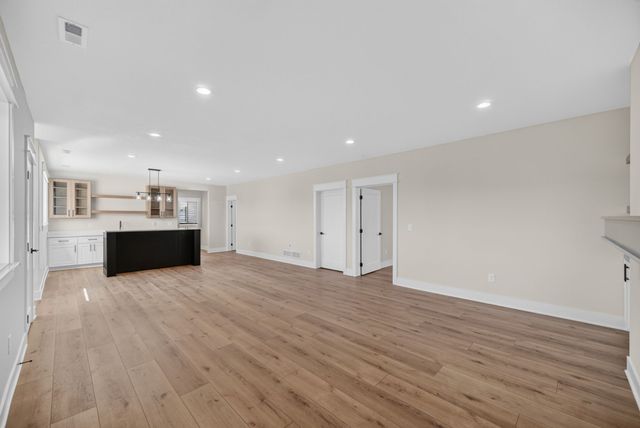 260 NW Copperleaf Court, Waukee, IA 50263