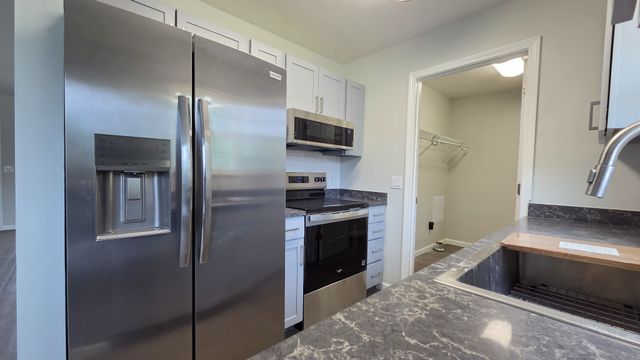 106 Newcastle Ct, Goodlettsville, TN 37072