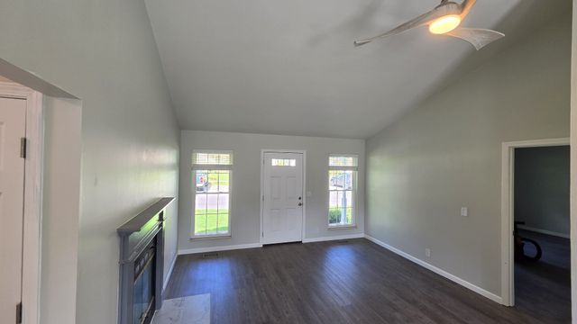 106 Newcastle Ct, Goodlettsville, TN 37072